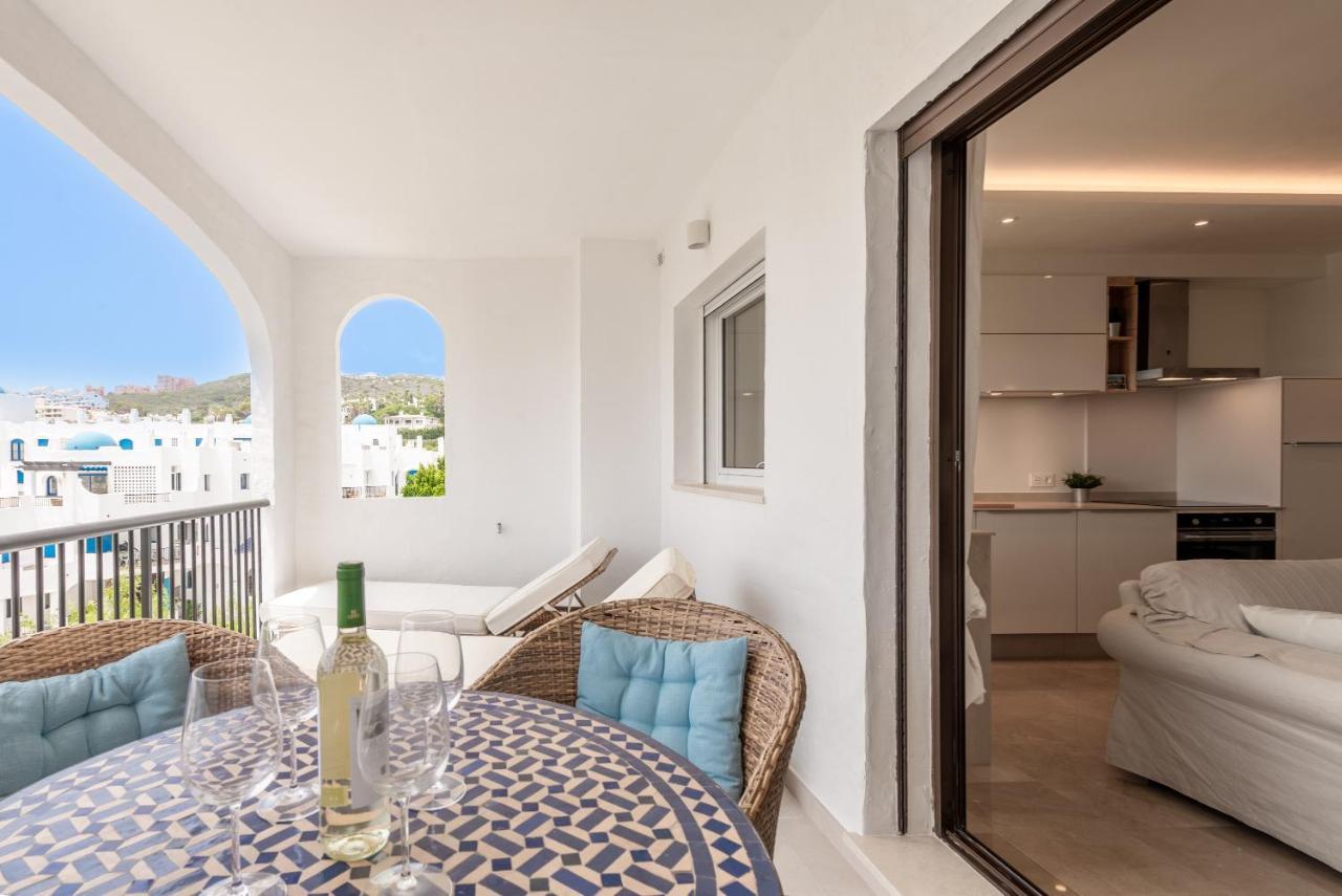 Апартаменты Duquesa Port Retreat Манилва Экстерьер фото