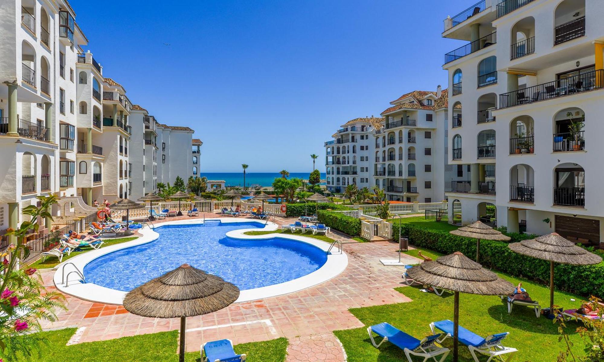 Апартаменты Duquesa Port Retreat Манилва Экстерьер фото