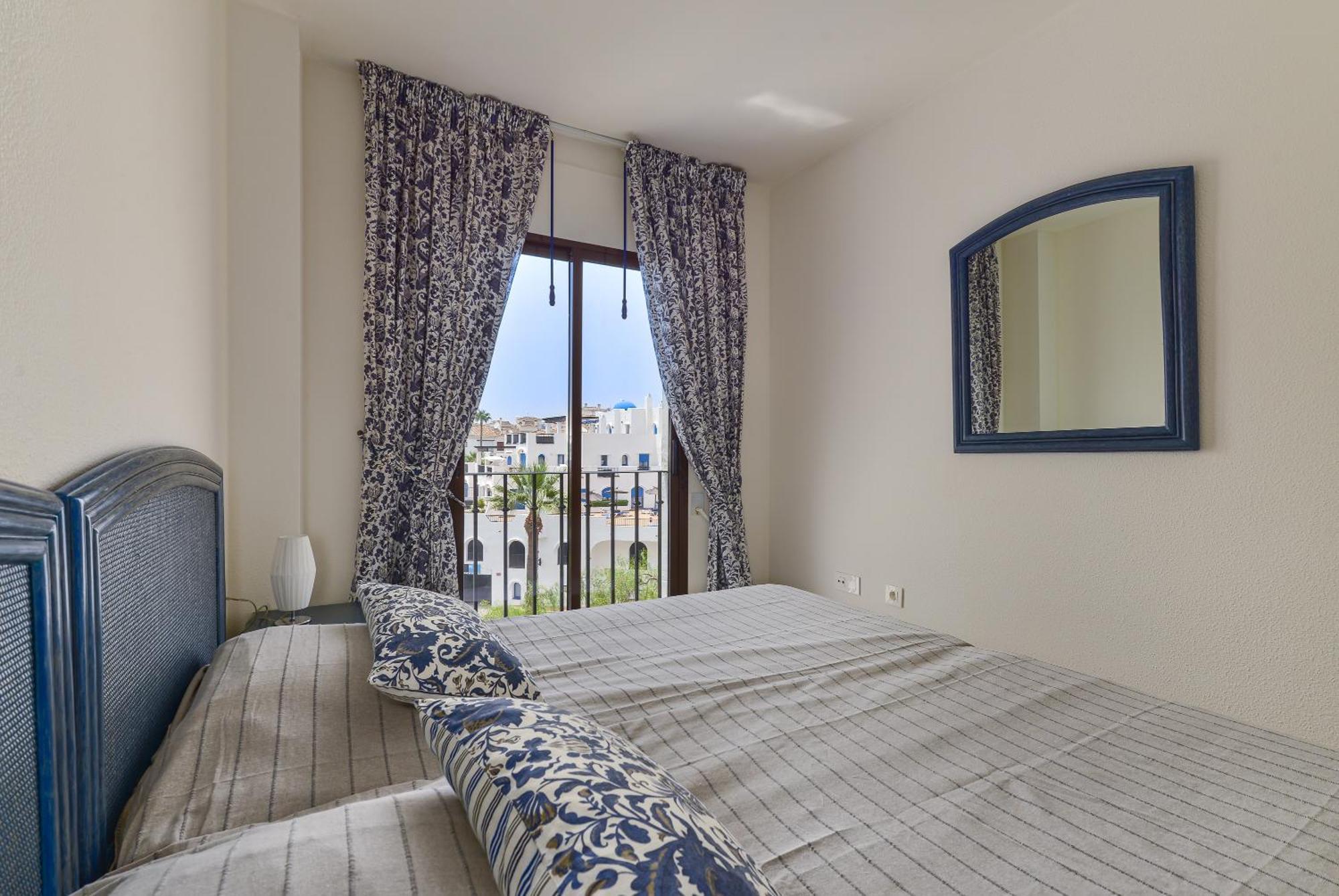 Апартаменты Duquesa Port Retreat Манилва Экстерьер фото